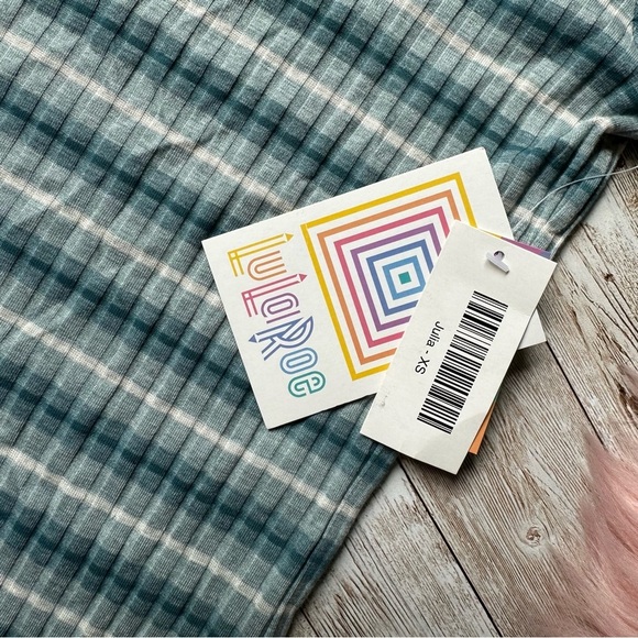 LuLaRoe Julia Dress | size XS (2-4) | Green Striped | NWT - Picture 3 of 6